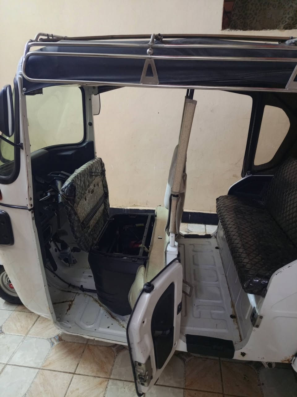 تكتك22 رقم وسنوية ديالى مكفولة من الصبغ محرك جيد جداً تخم تاير سيباية تخم كبات دوشمة مسجل شاشه اتصل خاص الشراي***********
