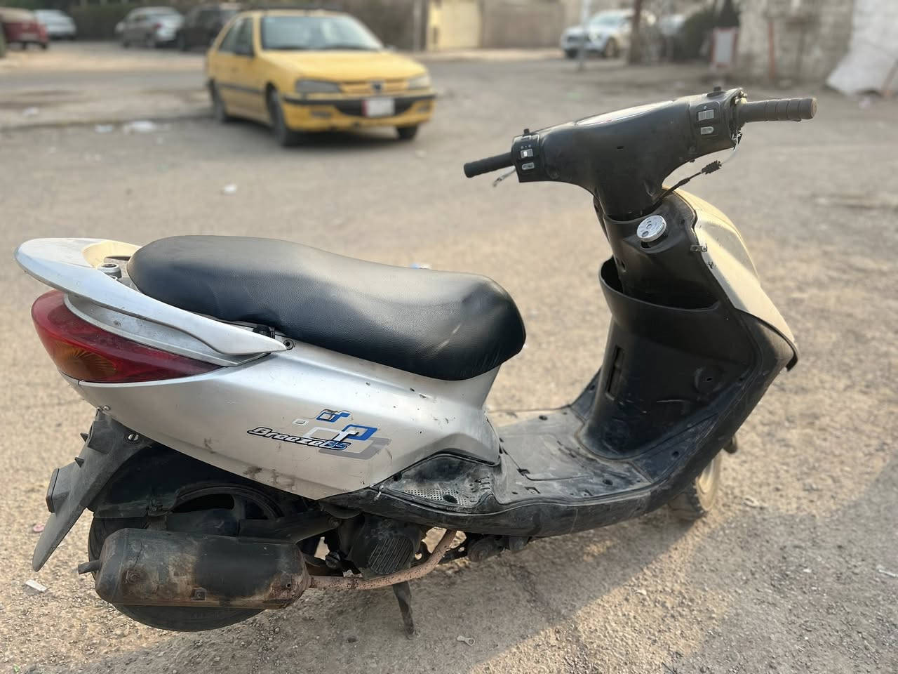 سلام عليكم بريز نضيفه كابريتر بلادي كلجات بلاديه حته القايش المكينه ممفتوحه فقط تحتاج تبديل سلف ب٢٠ نضافه الكفرات ٧٥ بلميه. السعر (٤٧٥)وبيها مجال شراي راسل (***********)
