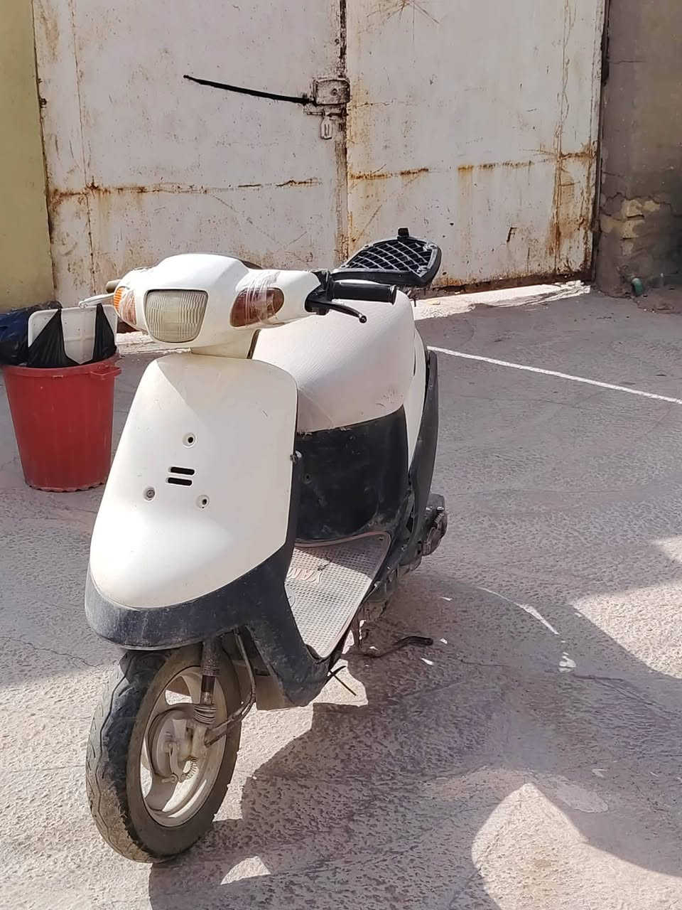 دراجة زعرة للبيع خطين
الدراجة خير من الله مكينة فول 

تجيي تفحص تتاخذ وتروح

السعر خاص هذا رقمي  ***********
