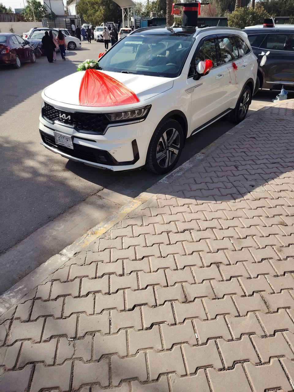 السلام عليكم سورنتو خليجي فول مواصفات للاخير شنو البالك بيهه 2022 رقم بغداد بيهه 4قطع صبغ بدون دواخل صار عندي شخط بصفحه  اثر سياره وصبغتهن اكرر بدون دواخل سونار موجود وتصوير موجود قبل صبغ  مكينه وكير ع شركه السعر 232 وبيهه مجال بصيط للتواصل *********** 👉واتس العنوان بغداد
