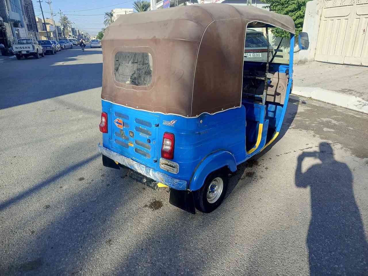 تكتك للبيع موديل 20 كفاله بيه بس دوس رقم بغداد عنوان ديالى بعقوبة للاستفسار الاتصال  الرقم لسعر 6800بيه مجال ***********
