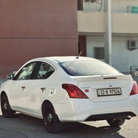 للبيع نيسان سني 2025 مصري  ماشية 49 الف مكفوله ماعده الدعاميات شخوط بس...