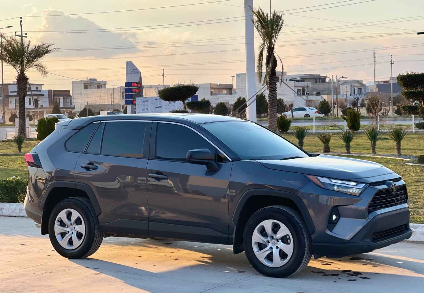 ‏TOYOTA RAV4 2024 LE  AWD
مودیل 2024 Black top 
مواصفات LE  AWD
دەبل ئەکسل 4×4
گێج ئەلیکترۆنی
بریک بسمە
رادار360 دەرەجە(بيشەوە+ دواوە+ ئاوینە)
ئۆتوبریک پؽیشەوە + ئۆتوبریک دواوە

ماوەی رۆیشتنی 11 mil
بی بۆیاغە(يەك پەڵەی سەر بۆنیت بۆیاغە)
 بی ارباک 
ژمارە كاتی /نەشكاوە ۳ مانکی لەگەڵە

‏2T3F1RFV1RW463918

ژ.م:- 
٠۷٥۱۲٠۸۹۸٥۹
٠۷۷۸۱۹٦۲۸۱۸ رانية, السليمانية
