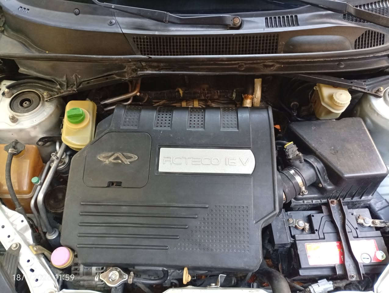 تيكو موديل 2011
كير ميكانيكي ( مرغوب ) محرك 2000 (جديد) 

تدفئة تبريد يشتغلن السيارة مناقصها شي مكفولة من الضربة فقط (صبع بنيد اثر جراد) موجود الصور والسونار قبل لينصبغ البنيد

دوشمة جديدة. لايتاتها فول 

شرط قطرة خياس ما بيها .

محرك جديد زيرو قبل 5 اشهر مبدلي 

السيارة باسمي

سنوية 2031

هزة جديدة 

السعر 63 $
*********** واتساب
مكاني بغداد:  حي العامل
