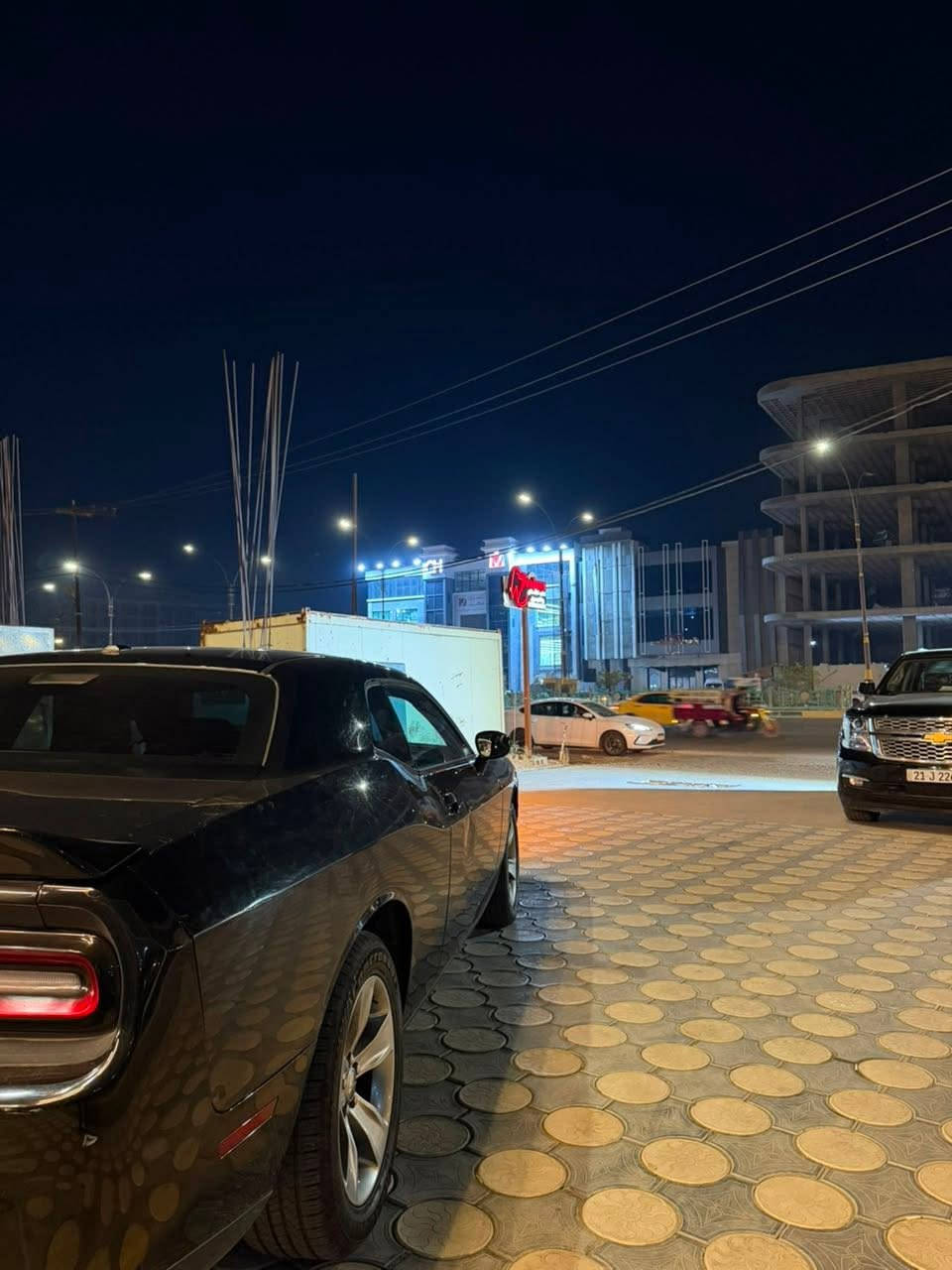 السيارة بدون صبغ  السعر ١٧٥ بيها مجال
العنوان ديالى بعقوبة 
رقم الهاتف  ***********
واتساب ***********
