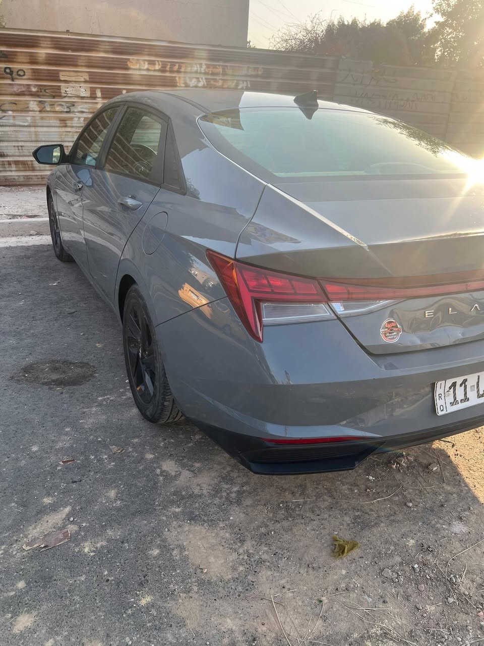 النترا 2022
هايبرد حادثها بنيد بدون دواخل بدون شاصي شطح 
ايرباك ستيرن 
مواصفاتها 
ثلاث انضمه قياده 
اوتو هولد 
رادار 
قياده ذاتيه تحديد مسار 
بصمه ابواب 
كامره خلفيه 
تدفئه كشنات 
بيها شخط بلباب خفيف ورصعه بلجنطه 
رقم بغداد بسمي 
سعر السياره 143 وبيها مال قليل 
مكاني بغداد 
***********
