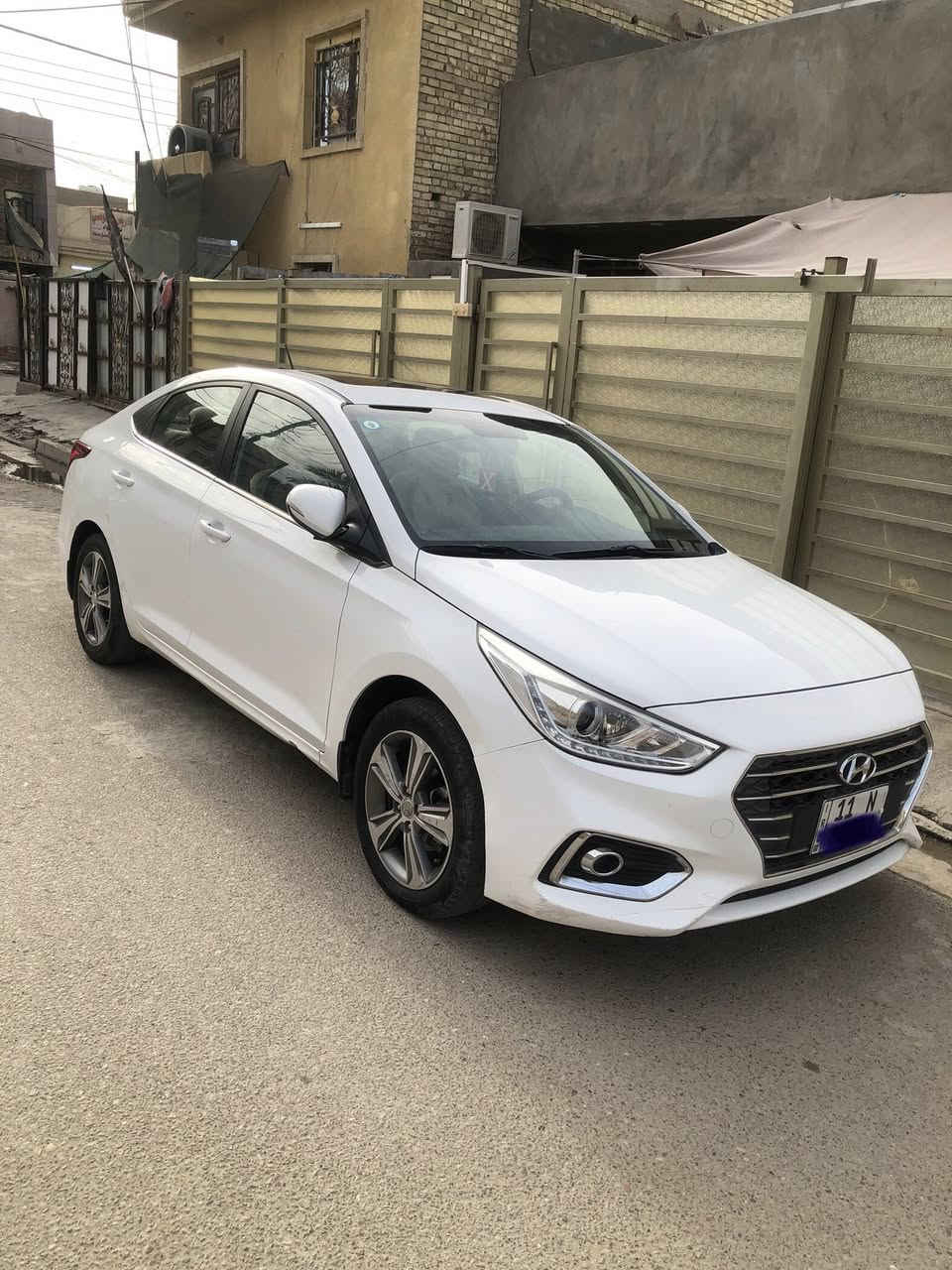 السلام عليكم 
أكسنت موديل 2020 خليجي محرك 1600 دوش 
رقم بغداد
بدون صبغ مواصفات
فتحة سقف تحكمات استيرن اشاير مري ومري شفط
تبريد قطعتين شاشة وكامرة 
السعر 128$ وبي مجال 
مكان السيارة بغداد / حي الجهاد للأستفسار ***********
