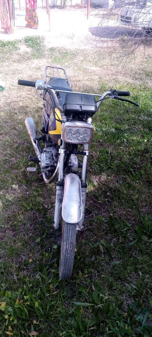 سلام عليكم البيع دراجه اربع كير حلوه ونضيفه كلشي ماتحتاج نكره الدراجه كلك كفالة من  والعشاير التواصل على هاذه الرقم  ***********مكاني بابل السده
