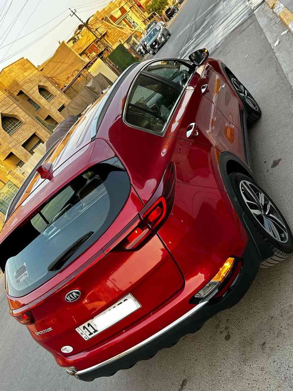سبورتج 2020 خليجي
(( اخت الزيرو )) 

 مكفولة كفاله عامه 

السياره كلها على وضع الشركه 

ماشيه 41 الف كيلو متر 

رقم بغداد بأسمي  تحويل ثاني يوم

هزة ورقم وسنوية كلهن جدد

🔰 مواصفات 

شاشة كبيرة.

اريل نفكيشن

كشنات جلد بلادي.

كشنات ثنين كهرباء

داخل لونين صحراوي واسود.

حساس امامي وخلفي.

اشاير مري 

مري شفط

خمسه ويل كب .

قطعتين تبريد

كامرة خلفيه.

تحكم ستيرن.

شاشه قرائه الاعطال

3 انضمة قيادة 

وبعد بيه هواي مواصفات

السيارة جاهزة من كل النواحي

محرك 2000 دوش المرغوب

كير ومحرك مكفولات 

السعر 190 وببه مجال

📍 العنوان : بغداد - الدورة

☎️ للأستفسار ***********
