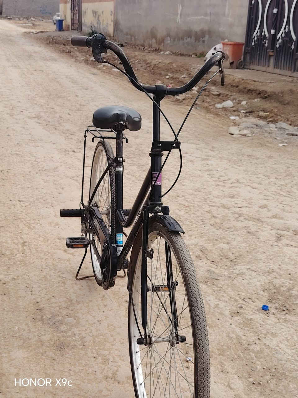 للبيع حجم 27. كير جاهز السعر 70 وبيه مجال


**إذا كنت صاحب هذا الإعلان وتريد حذفه لأي سبب، رجاءا أرسل رسالة إلى الدعم الفني**