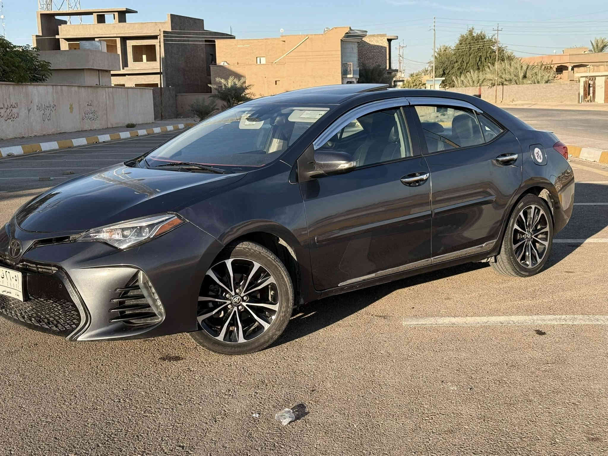 السلام عليكم 
كورلاه 19 امريكي es
حادثه بنيد فقط 
بصمه 
فتحة
 موصفاته معروفه
سياره نظيفه برغي مو ناقصه
138 سعر  للااتصل ***********
