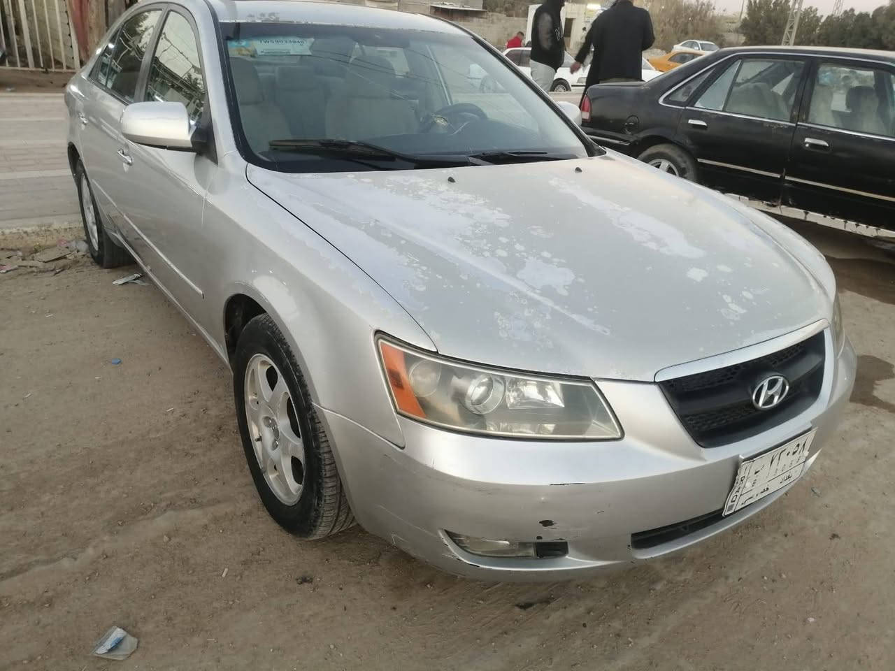 سلام عليكم سياره لبيع سوناته موديل 2006 خليجي مكينه أو كير شرط  حداديه 100/90 تخم تاير نضيف رقم بغداد مشروع وطني السعر  88 أو  مجال مكان ناصريه شطره رقم الهاتف ***********
