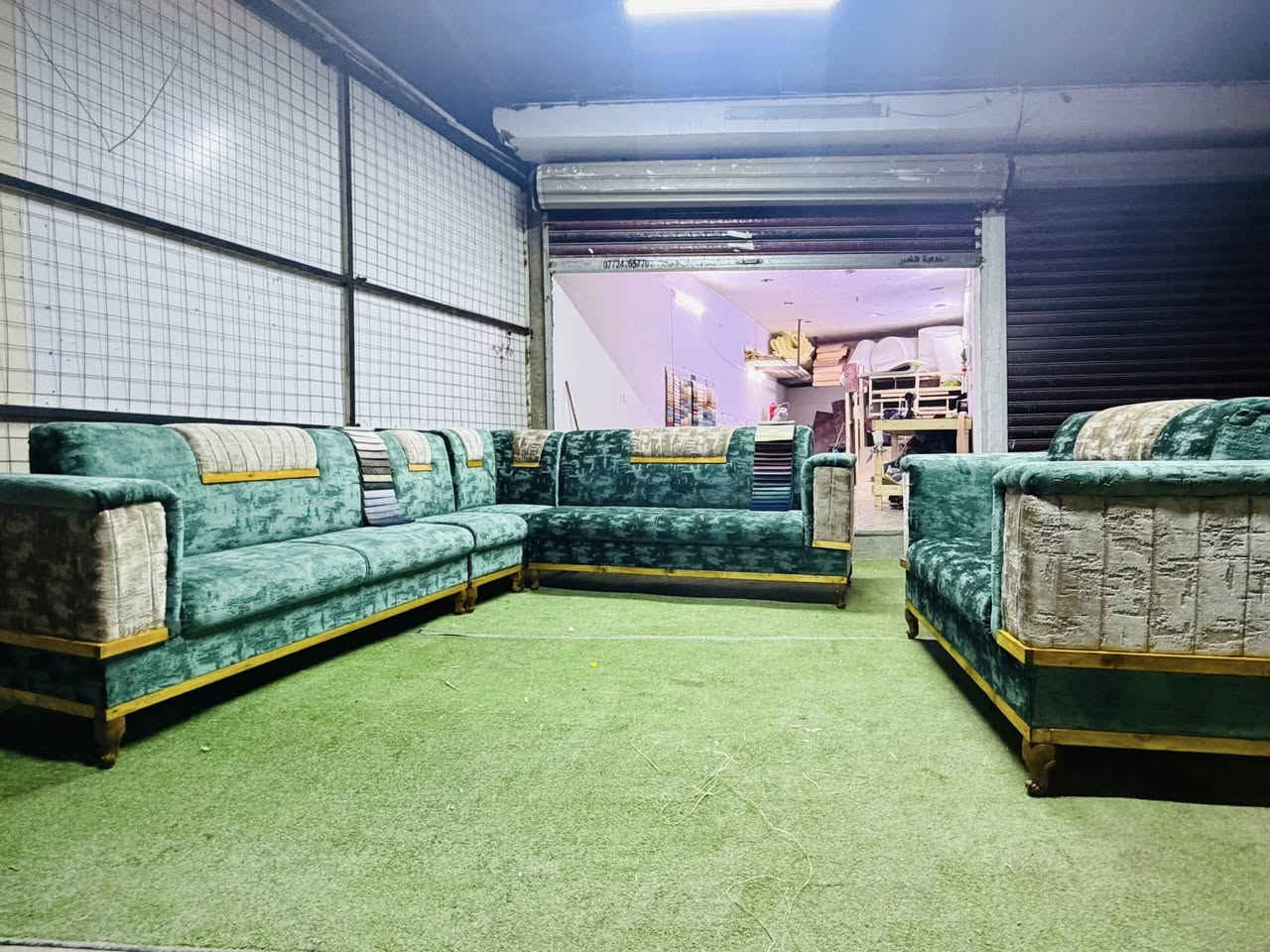 #تم افتتاح #معمل القلعة #للأثاث في الدورة البوعيثة في مجمع العدل الأول مجاور ادم مول 

يقدم معرض القلعة اللأثاث عروض حصرية ومميزة على طخم وديوان وبأسعار مناسبة 

الأسعار طخم :
-طقمً10مقاعد بسعر 750الف دينار 
-طقم 8مقاعد بسعر 650الف دينار 
-طقم 7مقاعد بسعر 550ااف 

مواصفات العمل :
🟢الخشب جام روسي عالي الجودة 
🟢مقعد بلوك بلاويد 
🟢القماش تركي عالي الجودة
🟢الإسفنج مضغوط عراقي اكسترا 5سم 
🟢ضمان 5 سنوات 

🔴ملاحظة : يتوفر لدينا تفصال طقم أو ديوان حسب القياسات المطلوبة . 
يتوفر توصيل داخل العاصمة بغداد 
ويتوفر توصيل جميع محافظات العراق 🚚🚚
 للاستفسار أو الحجز مراسلة الصفحة أو الاتصال عبر الأرقام التالية 
***********
***********
***********
