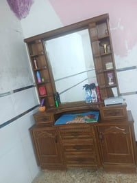 غسالة 50 الف بوفية 50 الف ميز تواليت 150 الف الاستفسار على رقم 0775083...