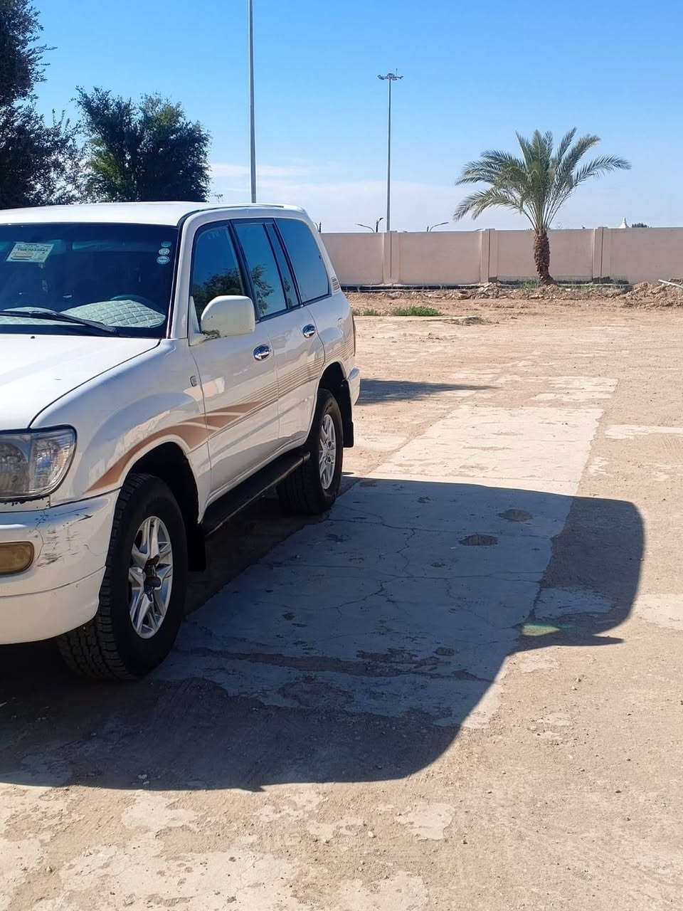 لاندكروز 2003 مكفوله من الصبغ كاز بلادي ميكانيك كفاله بسمي السعر 118 بيها مجال مكان ديالى بلدروز غير متواجد ع فيس 
***********
