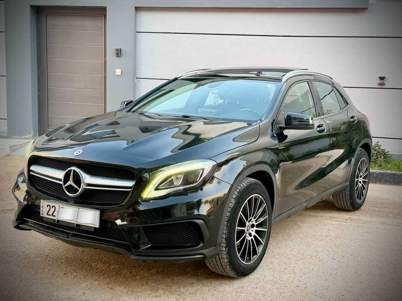 السلام عليكم حبايبي
بيع او مراوس 

مارسيدس GLA250
خليجي 2018 بچم AMG
مع المازداتAMG
بالعراق بيه ٣ قطع صبغ 
خصره بسيطه بمقدمه الداخل
المواصفات
بانوراما 
كشنات كهرباء
كشنات خزن
تدفئة كشن
بصمه
سايد بريك بصمه
عداد دجتل
شاشة كبيرة
ماوس شاشه
كاميره خلفيه دواره٣ زواية
اشاير مري
مري كهرباء
رادار مري
تركشن
كير مثبت سرعه
مري اوتو
مازدات داينمك هايلوجي
محرك كير مكفول من كلشي
صدر حدادية جديدات
تايرات ميزانيه كلة جديد
نواقص نهائيا ماكو
ماشيه72الف mil حقيقي
سنويه جديدة لل2030
رقم اربيل تحويل مباشر
السعر 185ورقة مجال بسيط جدا
العنوان بغداد
للاتصال
*********** بغداد, العراق
