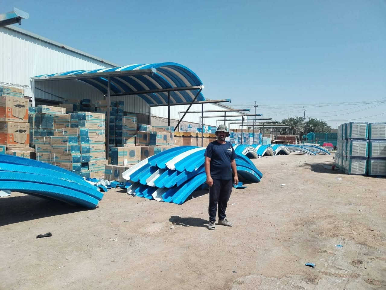 عرض لحك متر ٢٥ الف فقط كلة علينة كيسبان والحديد وصبغ وعمل جاهز سعر متر ٢٥ الف فقط كيسبان ٠٥ سواقي ٢ ملم بوري مربع ابو ٣ صبغ كامل  لحك عرض تعهد ١٠ سنوات *********** أو خاص بإدارة محمد الركابي
