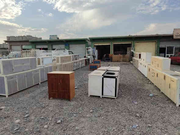 #مجمع_حمودي_الصالح_التجاري 
زورونا تجدون كل ماهوا جديد و مميز

 #وجبه_جديدة       #اسعار_مناسبه     
 
✳️✳️للحجز والاستفسار مراسلة الصفحة
او اتصل بل رقم *********** واتساب 
                        #يوجد_توصيل 
ناحيه القياره امام غربي مقابل دكتور احسين
