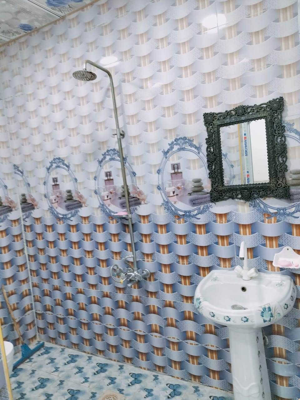 #للايجار
مشتمل 125م طابق واحد قرب مجمع البرديني 
نظيف جدا لعائله صغيره سعر الإيجار 300
للاستفسار الاتصال***********
