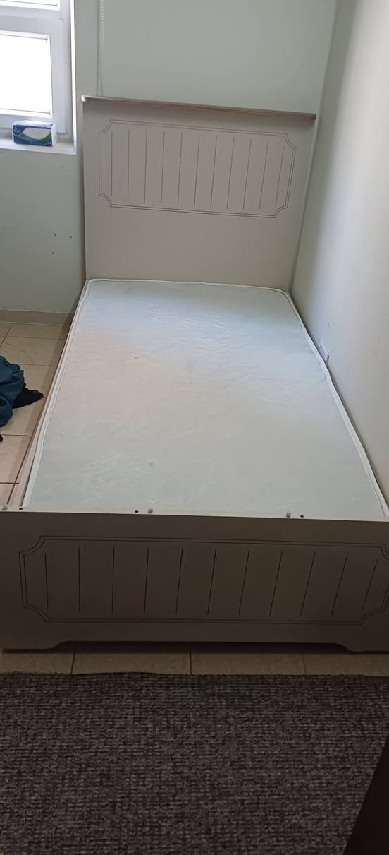 للبيع جربايه  عدد 2 مع دوشك عدد 2
السعر   350


**إذا كنت صاحب هذا الإعلان وتريد حذفه لأي سبب، رجاءا أرسل رسالة إلى الدعم الفني**