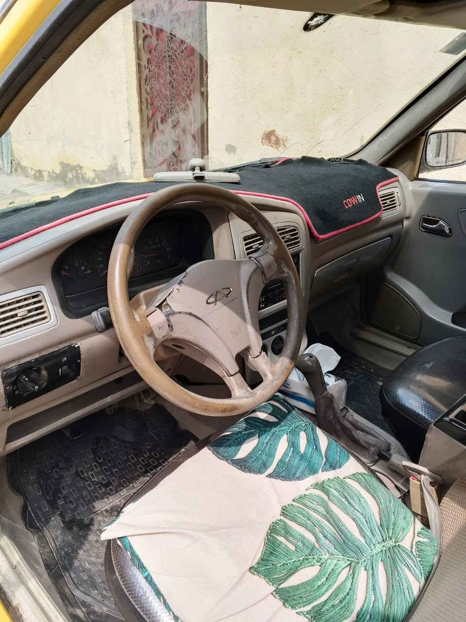 شيري كوين موديل 11 مكينه كير تبريد مكفولات بلادي بدون تحوير بيها ضربة جاملغ أمامي وبيها تصليح خياسات مصفرة هيئة سنوية 27 الإنتهاء صدر خلفي امامي تخم تاير *********** السعر 30 وبيها مجال
