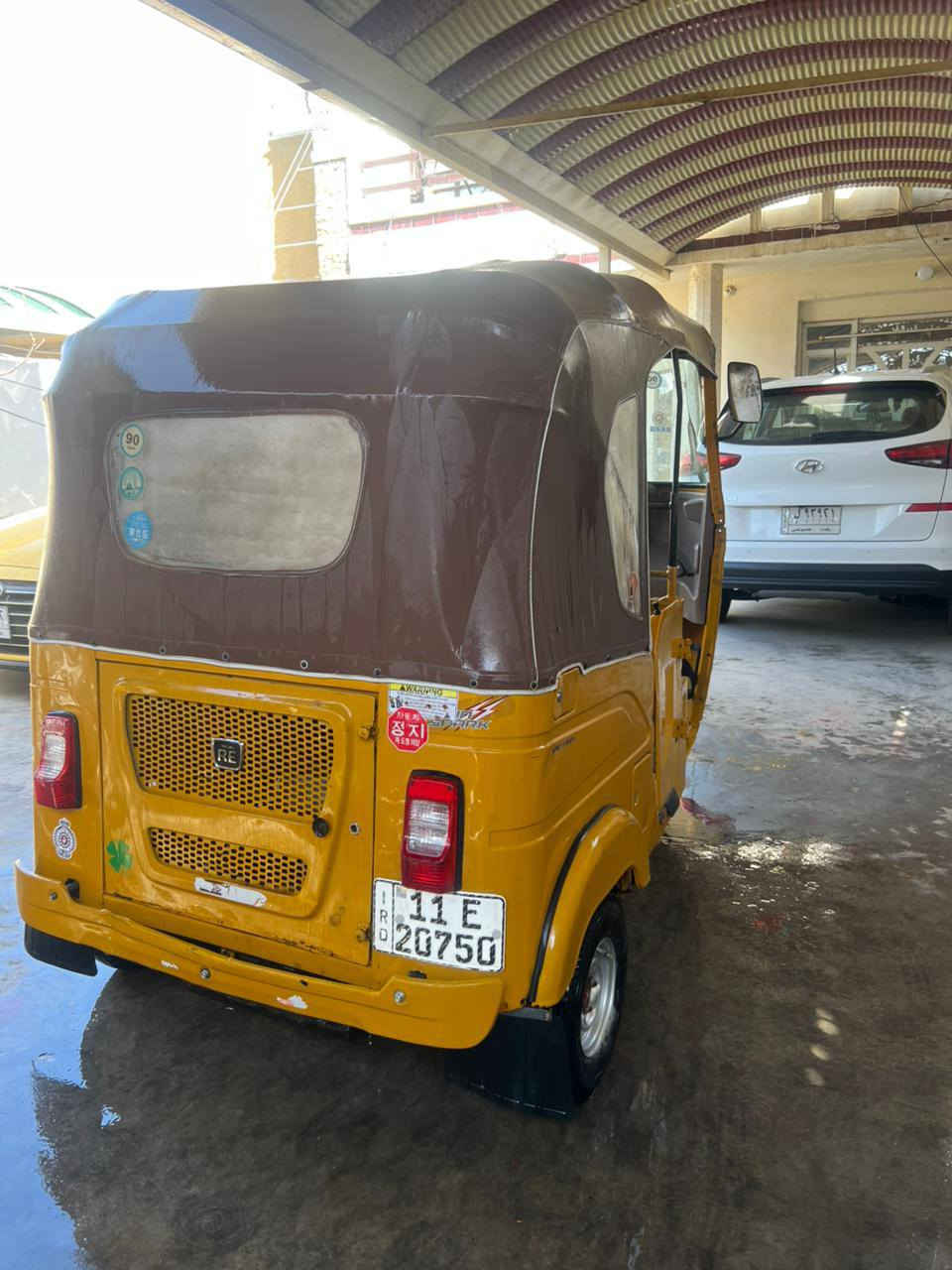 سلام عليكم مره خصت صاحب الكروب تكتك موديل 2021 نضافه فول ما عده دوس معمره والباقي  مكفول مكاني بغداد بغداد جديده رقم بغداد انكليزي بسمي تحويل ثاني يوم انتصال على الرقم التالي ***********
