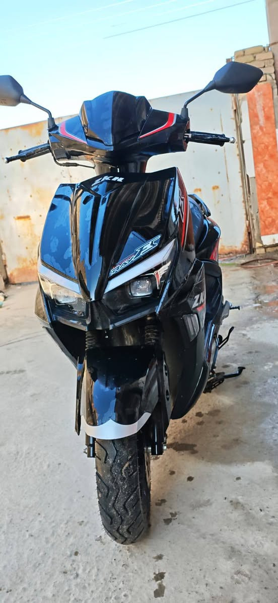 سلام عليكم اخوان دراجه جديده مكلفةبنشر الدراجه فول مواصفات مغلفه نانو سيراميك قبل شهر طلعت من الوكيل سعر مليون 200/رقم الولد ***********مكانه قرنه شرش
