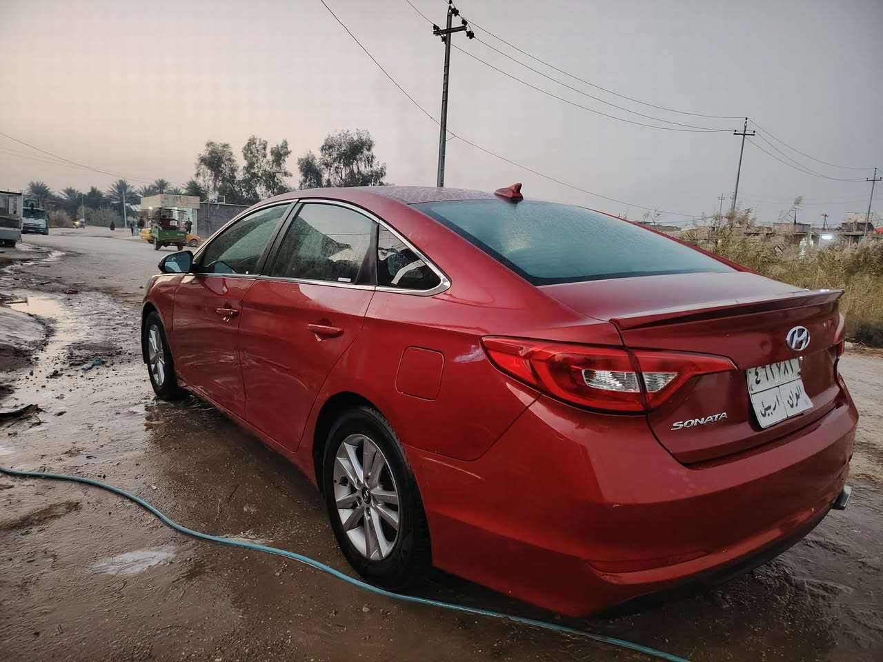 السلام عليكم. سوناته 2017 امريكي. حادث جاملغ وبنيد. وبيها رش بلدواير  الخلفيه   مكينه وكير وحداديه وتخم تاير خير من الله  موصفات معروفه  البيع او مراوس حسب القناعه  سعرها 106 مكاني حله ابو غرق ***********
