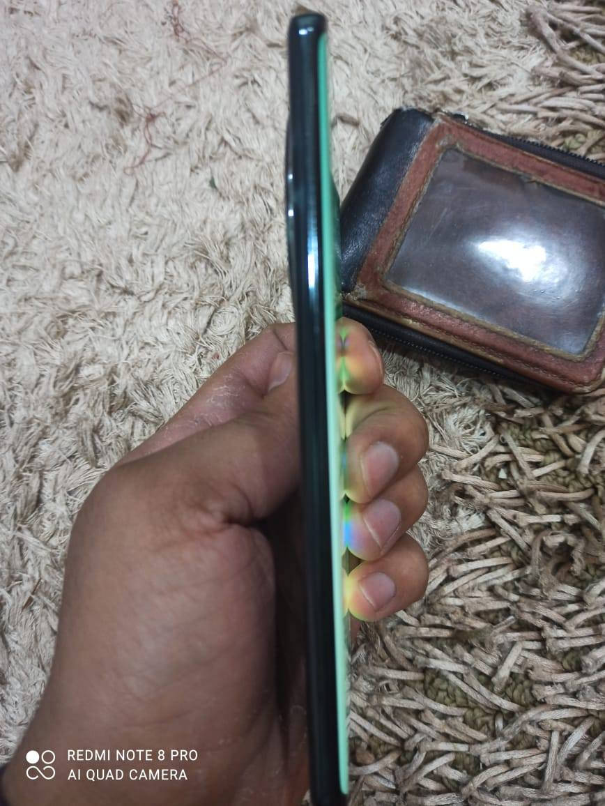 هنر إكس 9 a
ذاكره ٢٥٦
معالج 8+5
مابي شي نضيف فقط ازار الي تعلي وتنصي واكعه بس يشتغلون شرط والازرار موجوده
سعر 125
***********
