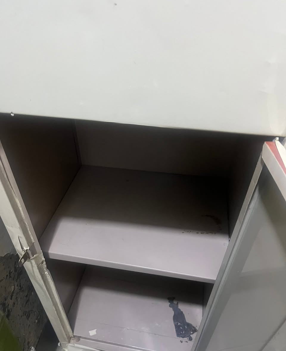 عندي هاذا اللوكر للبيع. ماخذته 65 واريده 50 الشرطه. الرابعه


**إذا كنت صاحب هذا الإعلان وتريد حذفه لأي سبب، رجاءا أرسل رسالة إلى الدعم الفني**