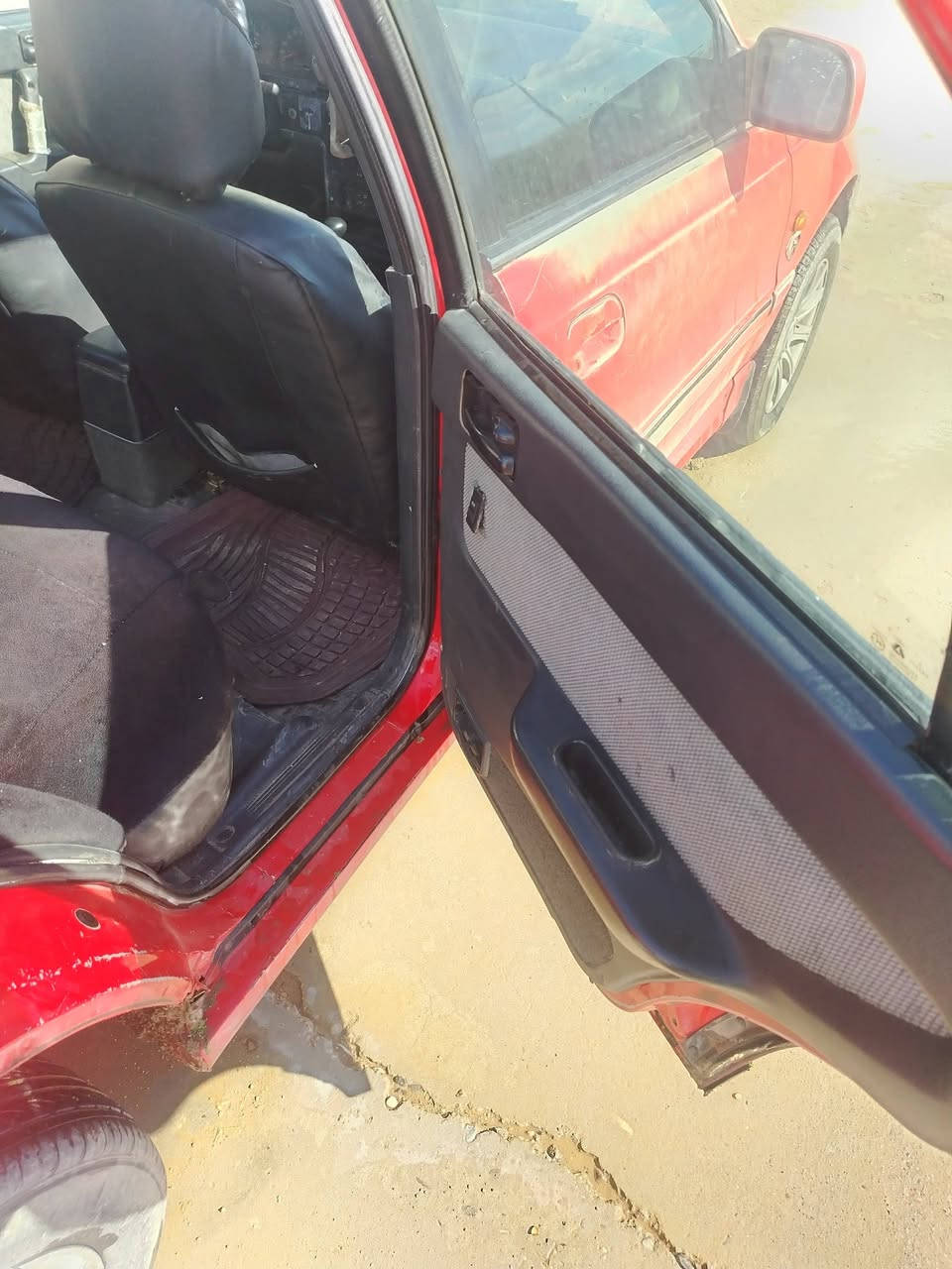 النترا 94 محرك وكير شرط طخم الأمامي والخلفي شرط
باتري جديد طخم تاير شرط التحويل سعر 15 وبيها مجال *********** موصل
