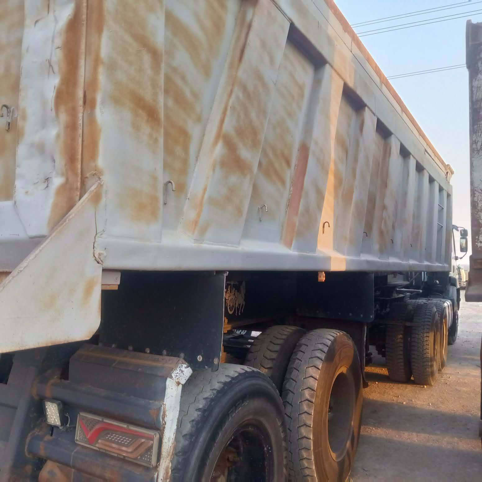 سلام عليكم لبيع عربانه نساف عمل الفلوجة مكفوله كفاله عامه تخم تاير ويل برماق رقم *********** العنوان واسط العزيزية
