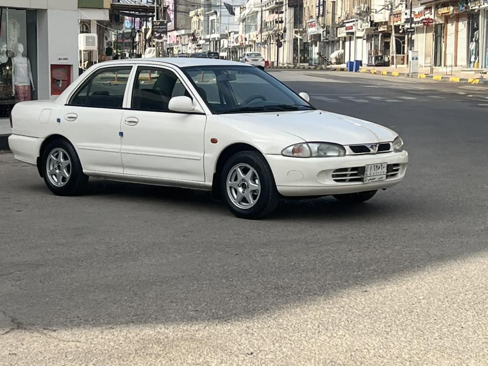 بروتون 2004 
كير توماتيك 
رقم نينوى بسمي تحويل مباشر مكينة وكير شرط تبريد ثلج تايرات جديد البارحة شديتهم طحن جديد مايحتاجلها اي مصرف جام كهرب صبغ بس جاملغ خلفي وشوية من الباب تطويز مكان السيارة موصل حي الزهور السيارة احلا من الصور 
*********** بينو واتساب 
السعر 66 وبيها مجال بسيط
