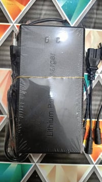 شاحن دراجة • ليثيوم • ٦٧٫٢ فولت