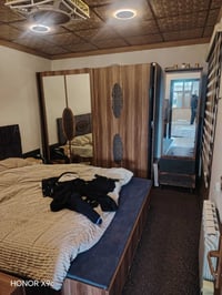 أغراض • غرفة نوم • أثاث