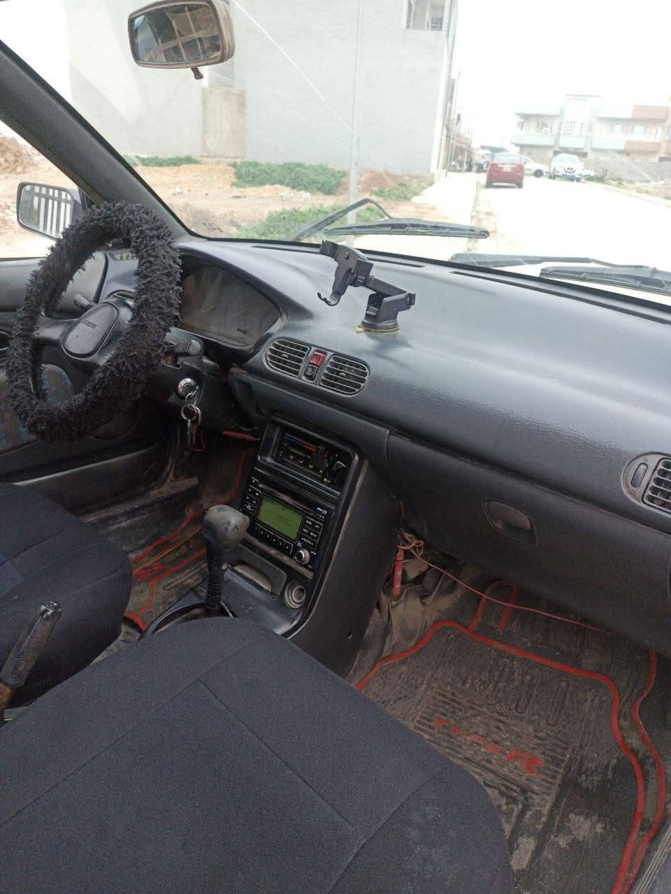 سيارة مازدا 121 مستر بين موديل 1991اللون ابيض مصبوغة حزام السقف جلد تنتة كاملة  محرك نظيف كير توماتيك  جيد اربع اطارات جديدة مروج معاملة تحويل السيارة مهزوزة مروريآ باقي الاعتراف بأسمي  سعر السيارة 25ورقة وبيها مجال قليل للاستفسار موبايل اسيا ***********
