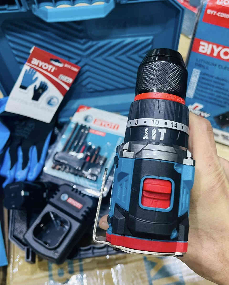 #توفرة الأصدارات الحديثة للعملاق 🔥 شركة  BIYOTI 💪🏻
……….{ دريل + سيت لبب اصلي عدد 10 + كفوف عمل + بطاريه عدد 2 + شاحن قاعده (فتح وشد و همر BIYOTI )

#التفاصيل : أعلى فئه طوبة نضام كلچ قفل حديد ثقيل / برشلس نضام عالي الكفائه ل تحمل ضغط العمل / بطاريه عدد 2 { 16.8 V } فعلي تفريغ عالي الكفائه لعمل ساعات طويله / نضام فتح وشد و تثقيب همر فعال جدآ 📌 سيت لبب اصلي عدد 10  مقاوم في العمل + كفوف عمل BIYOTI / تحكم عزم 24 / قاعدة حديد من الخلف ل تحمل الصدمات مع ضمان جودة المنتج

♻️ #هنالك فيديوهات ل تجارب الزبائن والأساتذه الكرام داخل التعليقات 🛠️

#السعر : 38 الف المفرد { أعلى فئه / فتح وشد/كونكريت/همر/ أحدث الأصدارات 📌

العنوان بابل توصيل 5 الاف التواصل خاص أو واتساب : ***********
متوفر من أرقى المناشئ الى أنسب الأسعار ل الطلب جمله / مفرد  أطلب المنتج الي يلبي غرضك والسعر الي يلبي مطلبك 🌹@أبرز المعجبين
