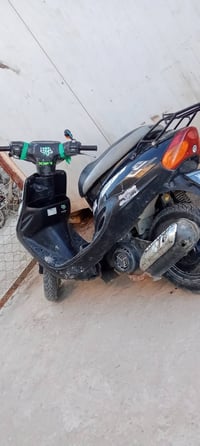 دراجه لبيع تسعه سعر خاص ٠٧٧٦٢٦٨٣٢١٠