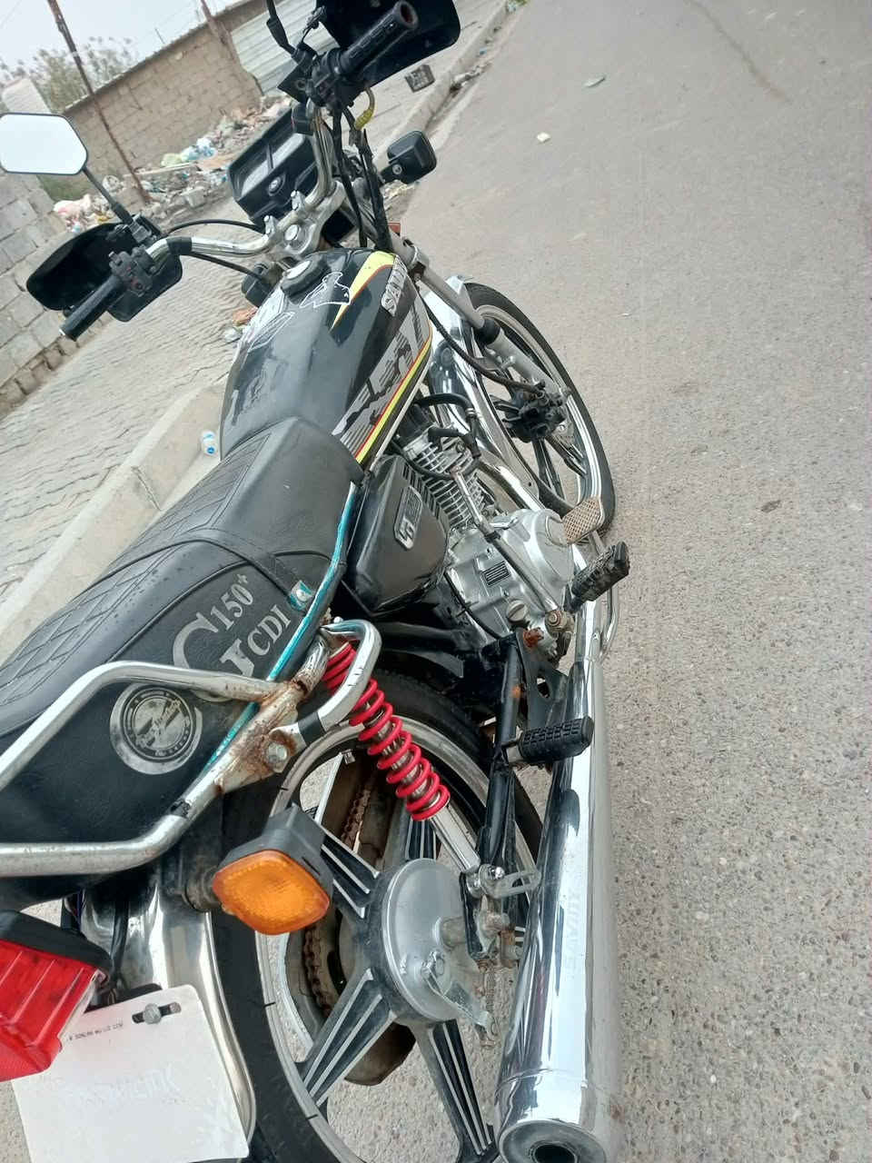 سلام عليكم دراجه للبيع كفاله عامه موديل 21اوراق كامله نكره سلف كهربائيات كله شغال سعره 475وبيه مجال مكاني الطيفيه رقمي ***********وتساب خاص ماكو
