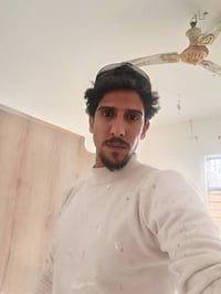 صباغ داخلي وخارجي  شغل درجه اوله وسعار مناسبه   ( شغل فوم ب احدث التصا...