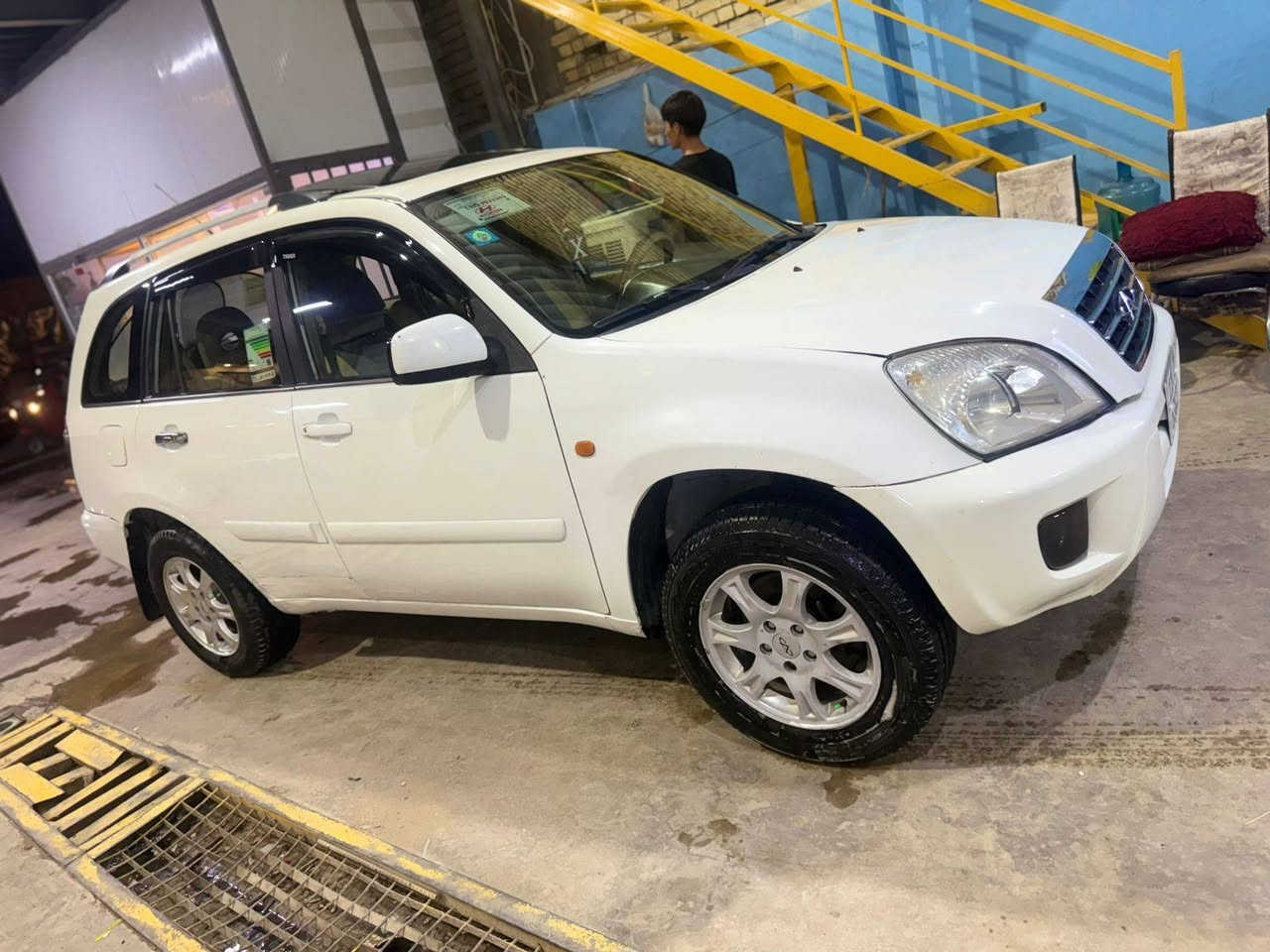 ‏🔵السلام عليكم ....
‏🔴شيري تيگو 2012
‏🟡محرك 2000
‏🟤مكينه جديده . گير ميكانيكي 
‏⚪رقمها بغداد الدولي الجديد 
‏⚫باسمي السياره 
‏🟠السنويه لل2027 هزه جديده
‏🟣تبريد شغال 
‏🟤شاشه وكامره
‏🔵تدفئه ملغيه
‏🔴گشرها بي فقط ربع البنيد والطخه بالباب مثل ما 🟡موضح بالصوره 
‏🟤مكاني _ بغداد _  الدوره 
‏🟣رقمي *********** 
‏⚪كاتب كل التفاصيل والصور موضحه كلشي الشراي ⚫يتصل واذا يحب يسأل على شي بالخدمه 
‏🟡سعرها 57 ورقه بيها مجال بسيط كلش  
‏🟣والله يرزق الجميع أن شاء الله 
‏
