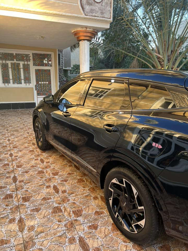 كيا سبورتج نوع برستيج فول مواصفات 1/1
موديل 2025
كامرات عدد 4 محيطيه 
داخل احمر
شاشه متصله 
كشنات تدفئه و تبريد 
شاحن هاتف وايرليس 
بنوراما
وباقي الموصفات المعروفة ( اعلى فئة بالمواصفات )

تقرير غرق 
 السياره مكفوله بدون لوحات فحص مؤقت بأسمي

مكاني : بغداد / الشعب البنوك 
السعر : ٢٣٠ وبيهة مجال 
رقمي : ***********
رقمي : ‭٠٧٧١ ٣٣٢ ١١٨٨‬
سيارة وين تريد روح واطلع بيهة كل نقص او خلل مابيهة سيارة اخت الشركة داخل وخارج
