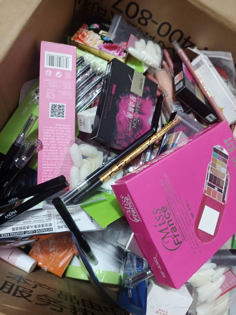 230قطعة  مكياج +عنايه متنوعه من شيگلام وكوري لي يريده يجي خاص


**إذا كنت صاحب هذا الإعلان وتريد حذفه لأي سبب، رجاءا أرسل رسالة إلى الدعم الفني**