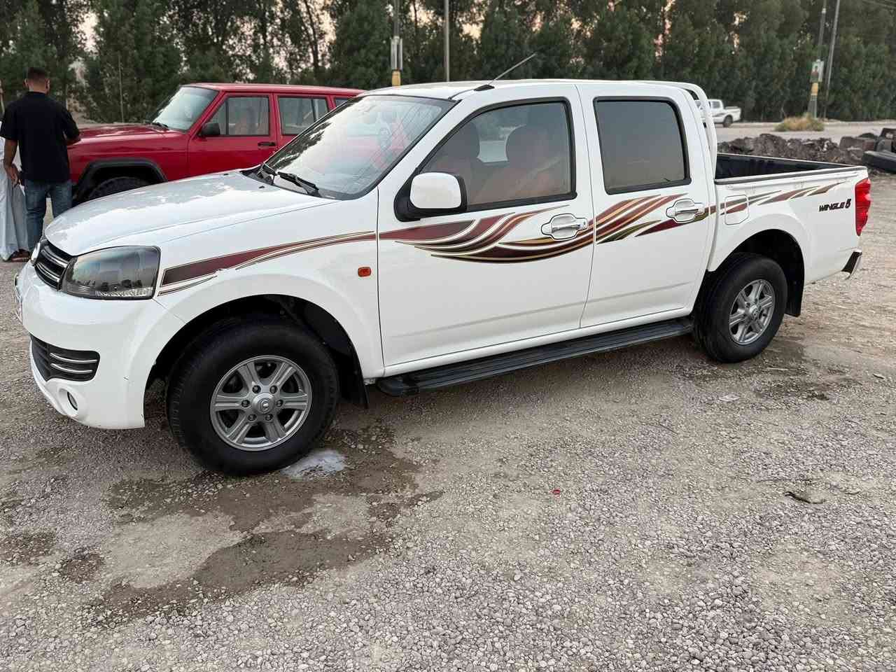 السلام عليكم 
كريت ويل2021السيارة 
رقم القادسية تحويل مباشر.  
‏سيارة كفالة عامة
‏السيارة مدورة ثاني يوم 
 ‏السيارة ماشية140
محرك كير كفاله 
تخم تاير جديد 
‏ السعر113 وبيه مجال قليل
المكان الشطره
***********
‏***********
