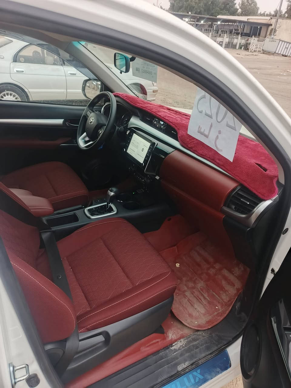 سيارات للبيع عدد 2 رقم أربيل مكفولات كفاله عامه المضلله ماشيه 50الف والثانيه ماشيه 8الف سعر المضللة 3دفاتر والثانيه 310 بيهن مجال للاتصال ***********،،،،،،،، ***********
