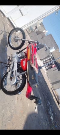 موتور ٣٧٥ • ٣٧٥ سي سي