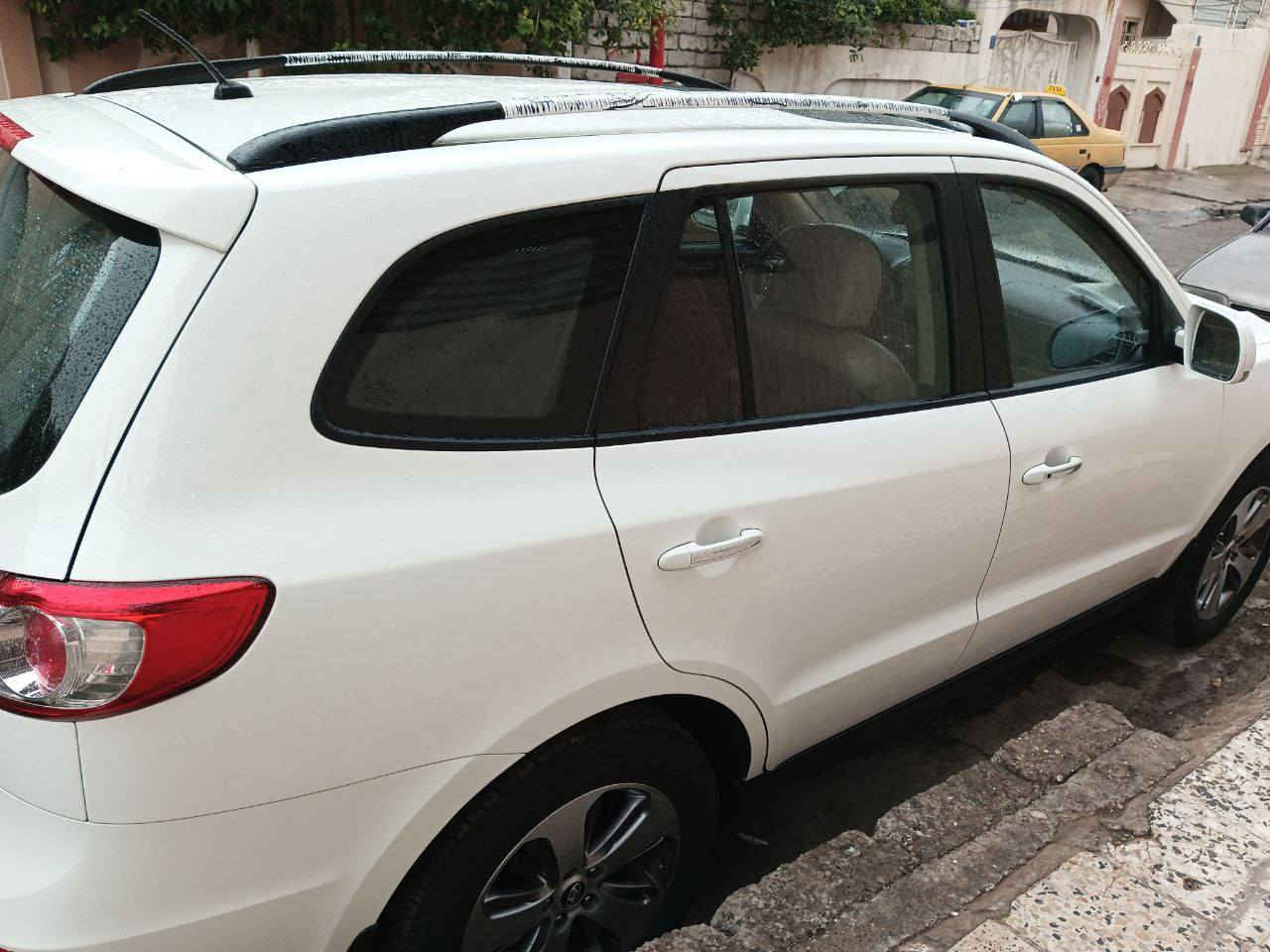 اقرا المنشور كامل وبعدين علق مو شراي لا تدوخني
سلام عليكم 

سنتافي للبيع 

الموديل: 2012

عداد المسافة: 250 الف

المواصفات ✅

1:سلايد 

2:سبعة راكب

3:كشنات جلد لونين

4:بصمة

5: مقعد السائق كهرب

6: ويل كب

7:تبريد لمس

8:تبريد تلث قطع

9:مري كهرب شفط

10: إشائر بالمري

محرك مفتوح راجز بدون تعمير

السيارة مكفولة من اي ملاحظة

 السيارة بإسمي ثاني يوم تحويل

ملاحظة:  وكالة ما اسوي تحويل فقط

هذي اعلى مواصفات بالسنتافي

السعر: 165 وبيها مجال بسيط

للأستفسار: ***********
