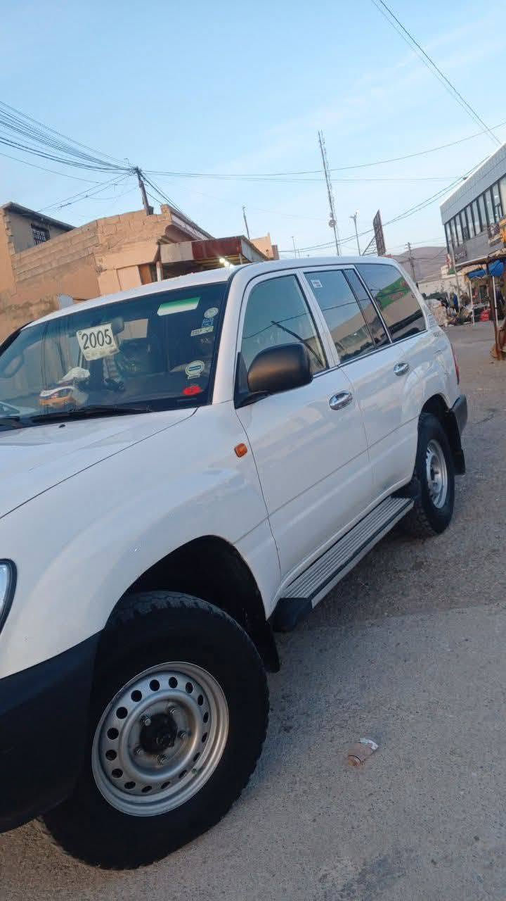 2004بۆفرۆشتن دوپارچە یۆیاخ *********** ***********
