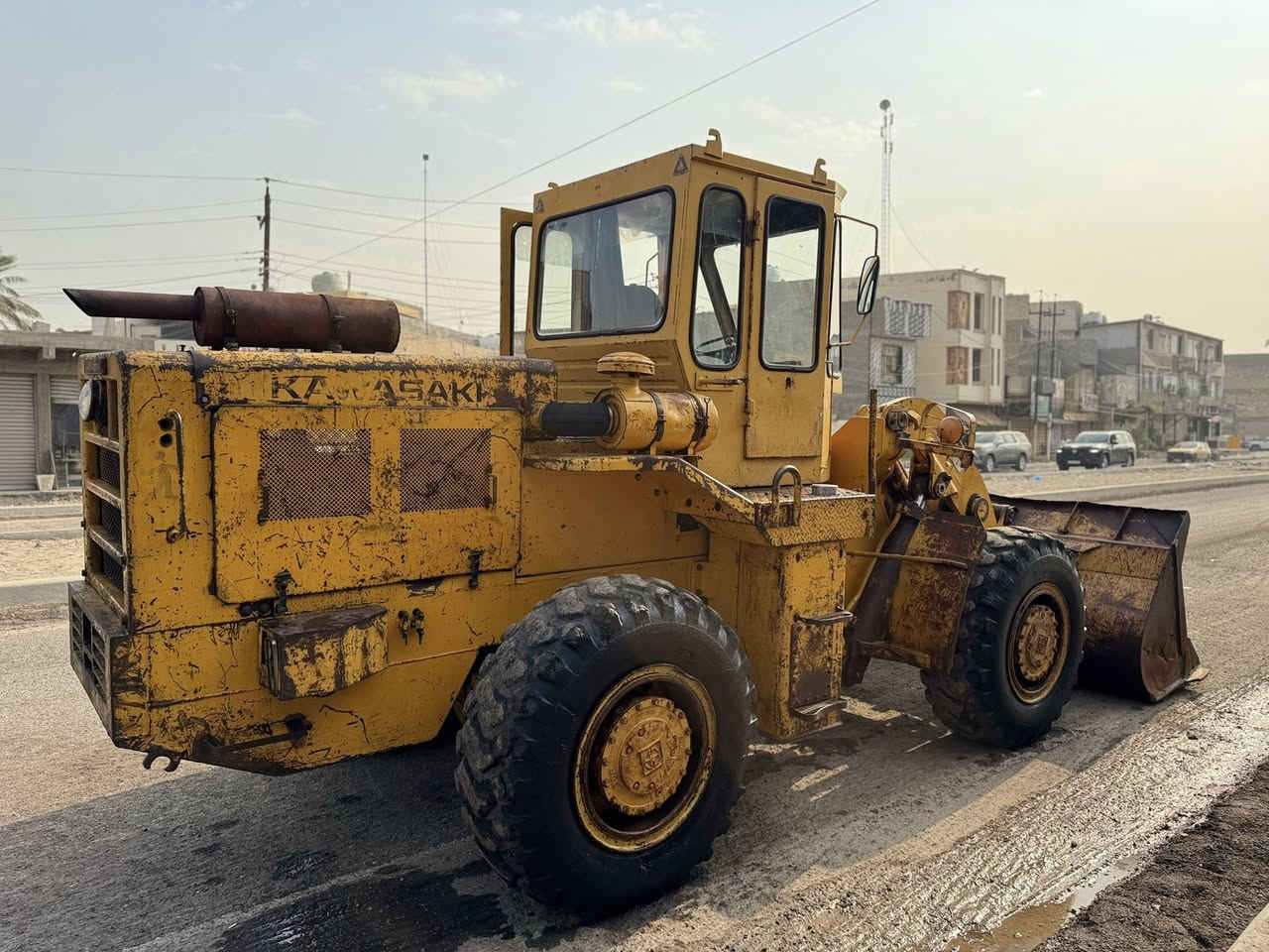 للبيع شفل كاوسكي موديل 8١ على وضع الشركه تركم كير اكسل شركه مكينه عادي بلاديه تحويل ثاني يوم رقم بغداد المكينه جديده ولا قطره صبغ بيها سنويه جديده /***********
