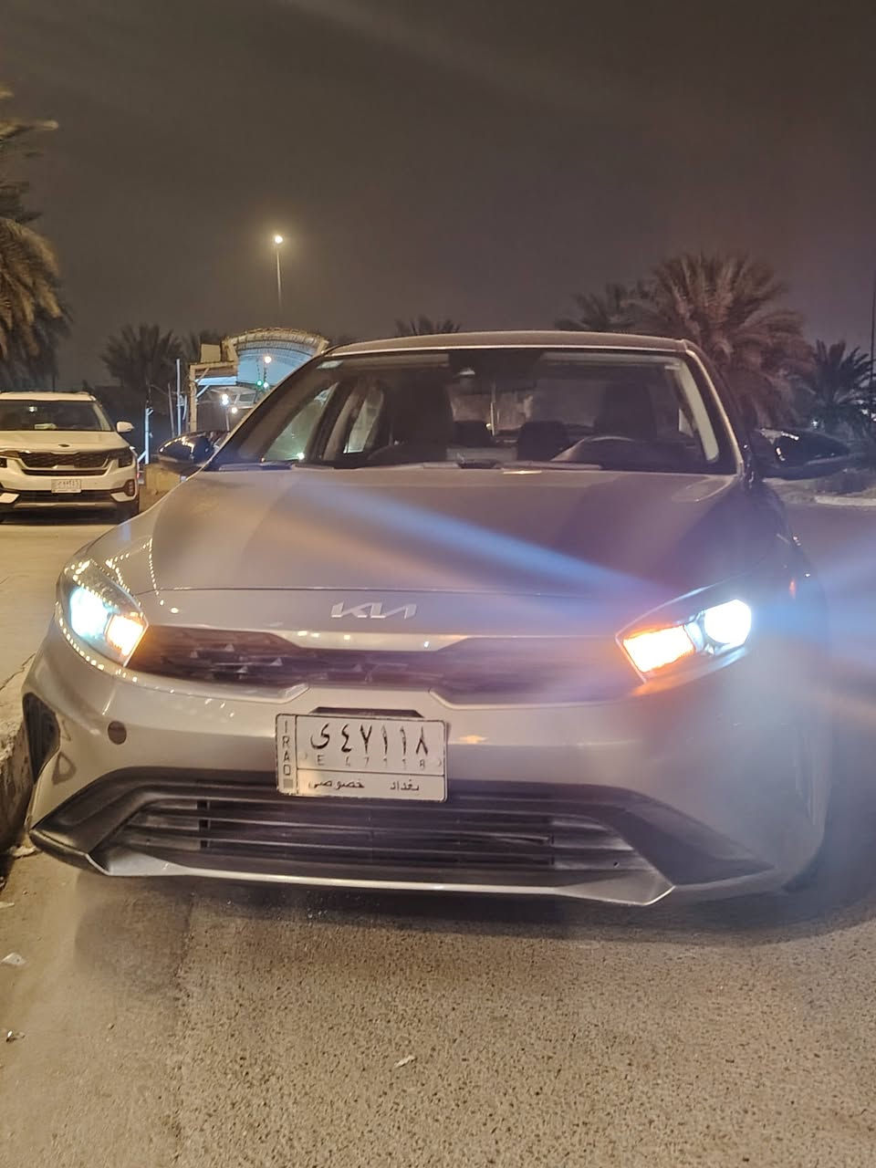 السلام عليكم للبيع كيا فورتي 2022 ماشية 79ميل حادثه صندوك بدون ايرباك سعر 150 وبي مجال 
للتواصل واتساب ***********
